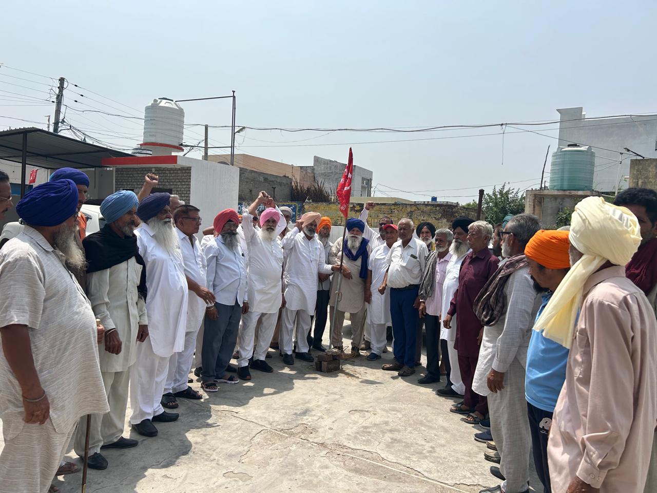 The 41st session of the Kul Hind Kisan Sabha Tehsil Garhshankar was held in village Bhajjal.